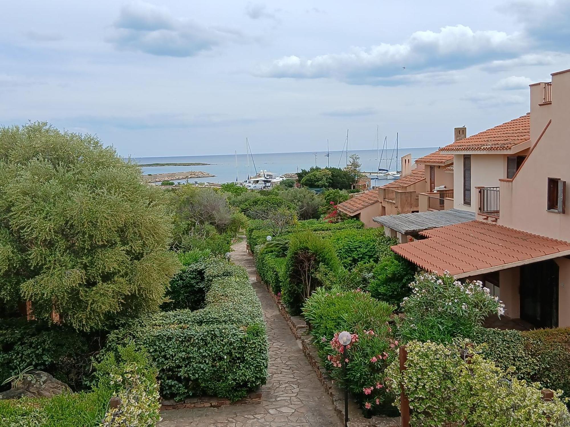 Ottiolu House Villa 50M From Beach Porto Ottiolu Exterior photo
